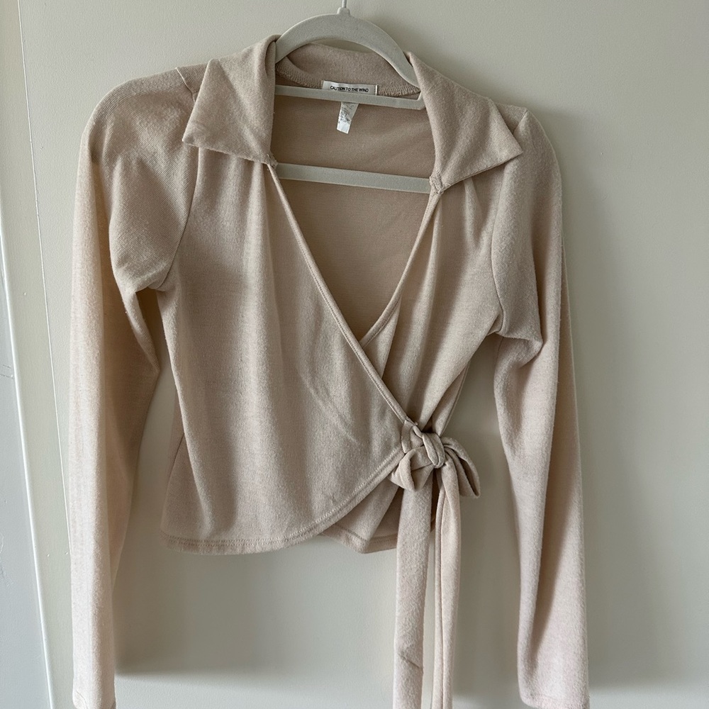 beige wrap top